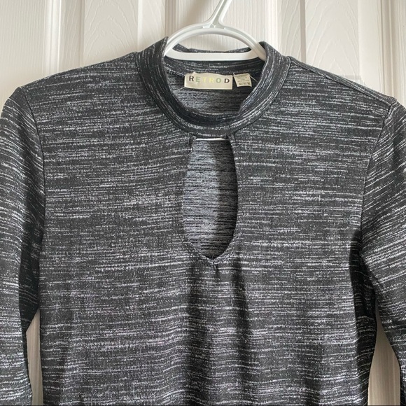 NWT - Long Sleeve Keyhole Top - Picture 2 of 5